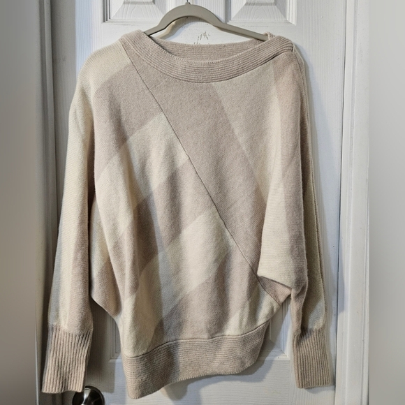 Brochu Walker Sweaters - Brochu Walker Beige and Cream Sweater Crossback